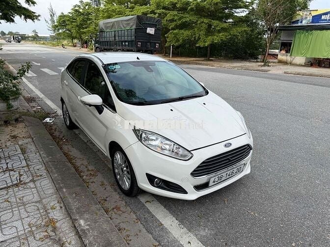 ford fiesta sản xuất 2018 AT titaninum