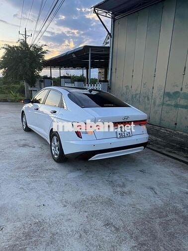 Hyundai Accent cuối 2024 1.5 AT Đặc biệt - 7449 km