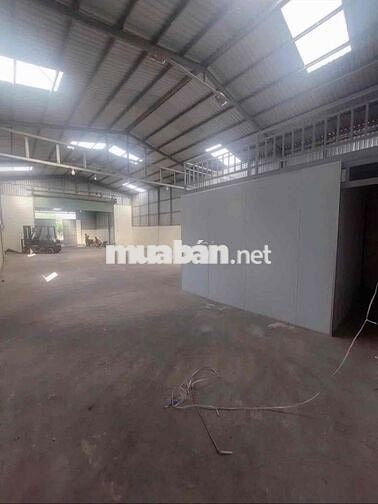 KHO XƯỞNG ĐẸP ( 700m2 ) CONTAINER - TÂN PHÚ