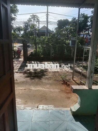 Cần bán nhà nguyên căn Thôn Thống Nhất