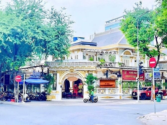 CHO THUÊ NHÀ GÓC 2MT 86 VÕ VĂN TẦN + BÀ HUYỆN THANH QUAN