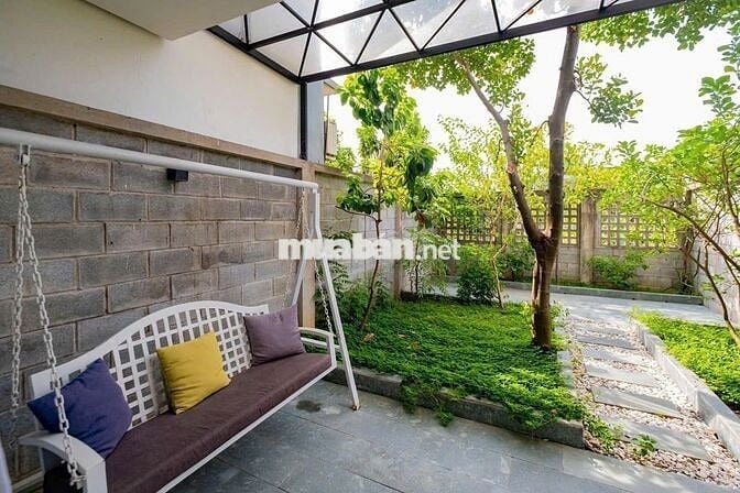 CHO THUÊ  NHÀ NGUYÊN CĂN VILLA GIÁ 14TR, 2 PN GẦN PHỐ TÂY HUẾ