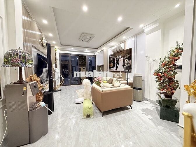 Lô góc, KD, gara, sổ nở hậu,nhà ngõ 71 Nguyễn An Ninh, mặt tiền hơn 5m