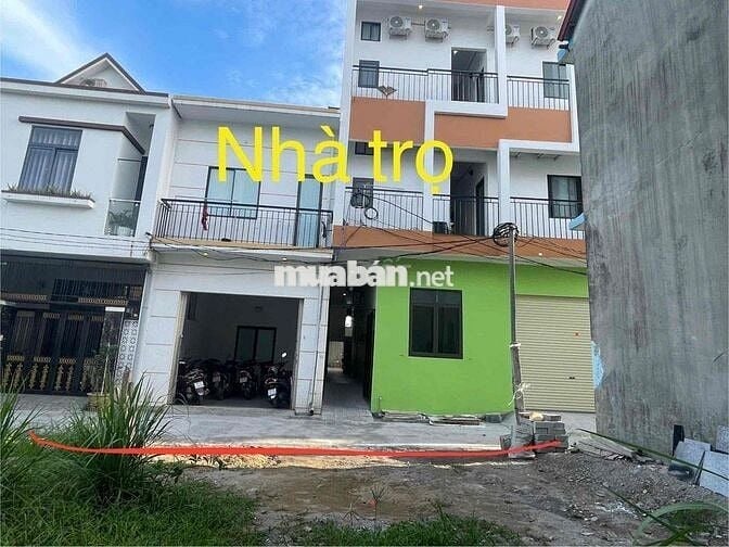 ĐẤT LẠI THẾ / GẦN SÂN BÓNG / HOÀNG TRỌNG MẬU