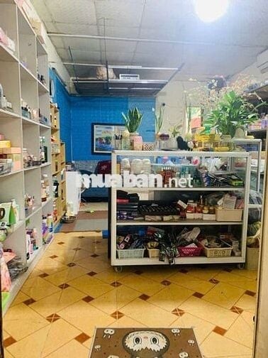 Cho thuê cửa hàng,hoặc hộ gia đình