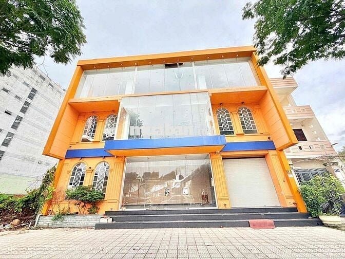 ✅ Cho thuê nhà 3 tầng MT Nguyễn Tất Thành - 1000m2 sử dụng - 60tr