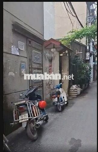 Cho thuê nhà c4 đầu đuong Cổ Nhuế