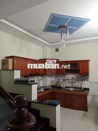 Cho thuê nhà nguyên căn, giá cả hấp dẫn, rộng rãi, tiện nghi