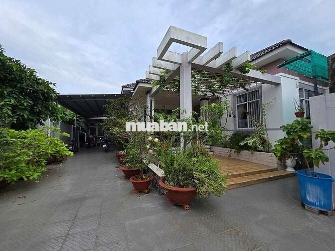 Bán Biệt thự 500m2 tại trung Tâm P2, Tp Trà Vinh, cách Vincom 100m