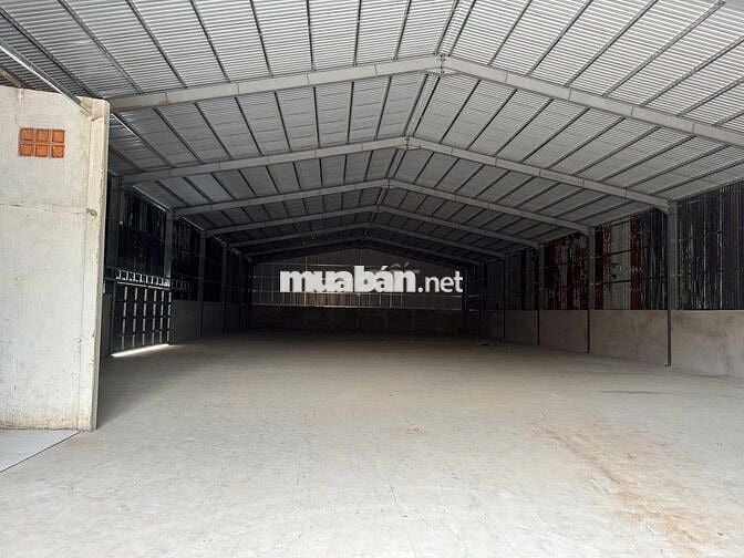 Cho thuê kho xưởng, diện tích: 1.000m2 , MT Nguyễn Hữu Trí, Bình Chánh