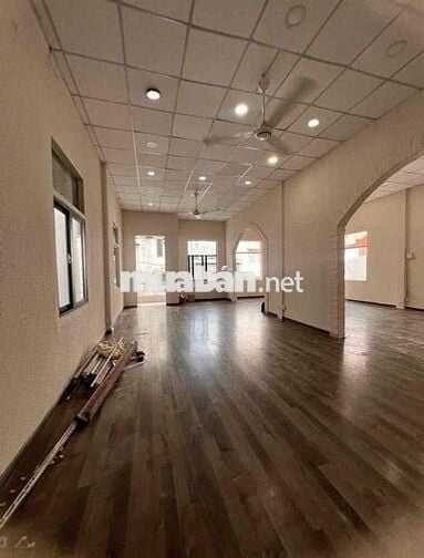 💥💥💥 Cho thuê nhà nguyên căn kinh doanh Nguyễn Trãi Q1