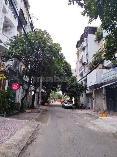 BÁN 1 TRONG 2 LÔ ĐẤT LIỀN NHAU -  NGUYỄN GIA TRÍ ( D2 cũ ) NỐI DÀI