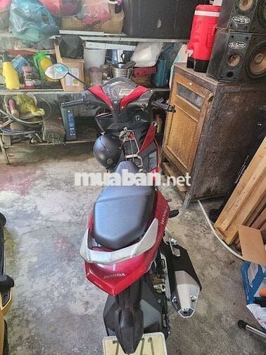 Cần bán xe winner v1 năm 2016