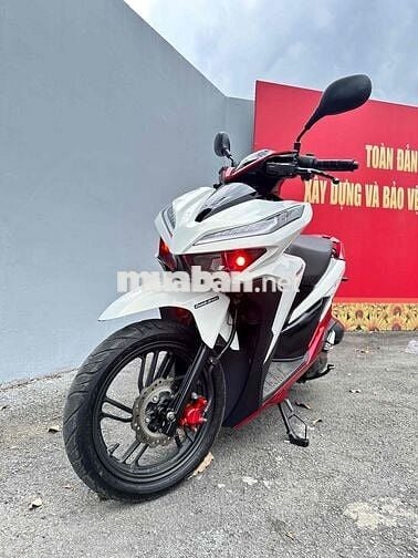 vario 150 up click thái 150