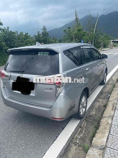 Toyota Innova 2017 2.0E - 200000 km