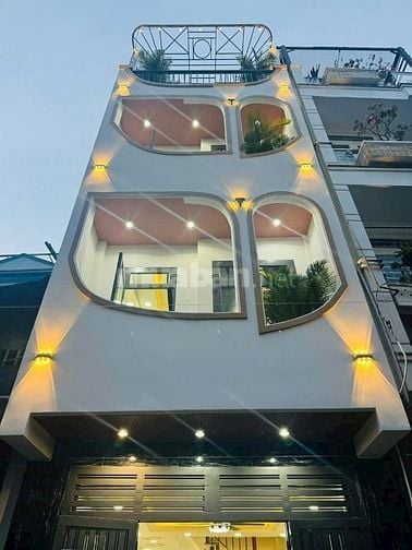 Nhà sổ hoàn công 42.6m2 Trần Phú, Q5 gần UBND. Xây trệt 3 lầu, hẻm oto