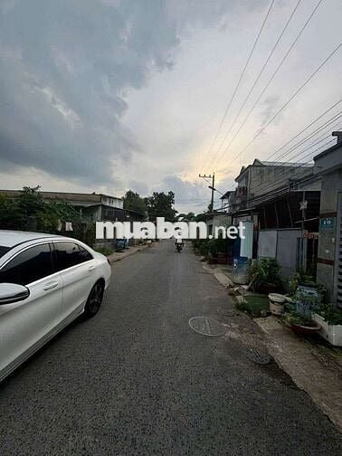 5tỷ6 NHÀ PHƯỜNG ĐÔNG HOÀ NGAY KHU GO DĨ AN