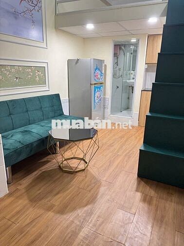 CHDV Quận 10 Cạnh UEH và ĐH Hành Chính đường 3 tháng 2