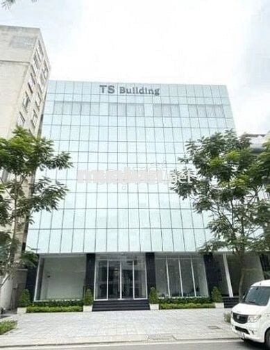 Chính chủ cho thuê nhà mặt tiền đường Mạc Đỉnh Chi Quận 1