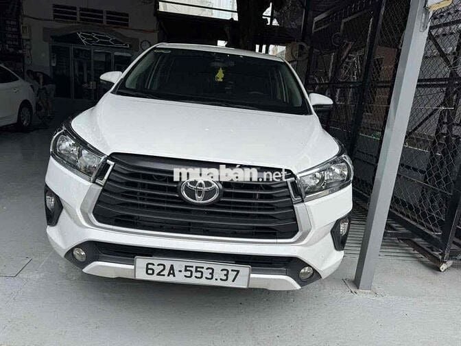 Toyota Innova 2.0E 2022 Trắng