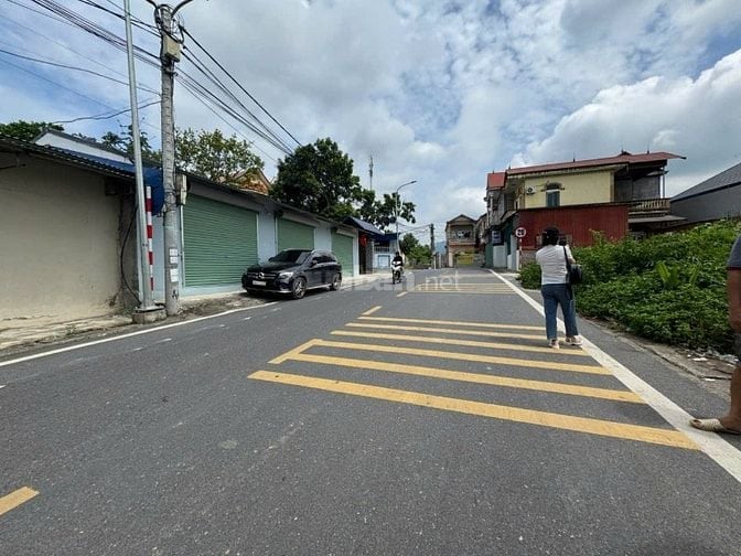 Không mua thì quá tiếc ngay trung tâm tiện kinh doanh mọi mặt hàng