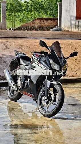 Honda CBR Đen 5 vạn
