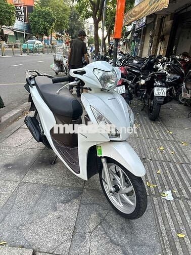 Honda vision 2016 mới 90% Bstp chính chủ