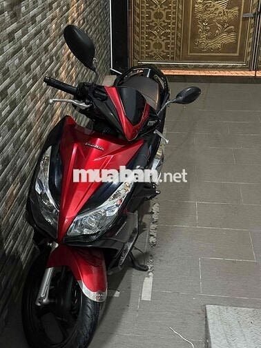 Xe zin chính chủ còn bảo dưỡng tại hãng