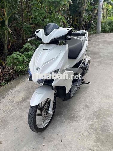 Cần bán ab 2016 máy zin 1 chủ hìh thức đẹp