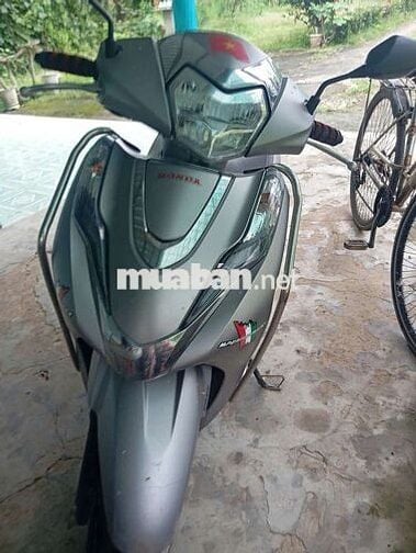 CẦN BÁN XE LIKE NEW 98% ODO 22k KM