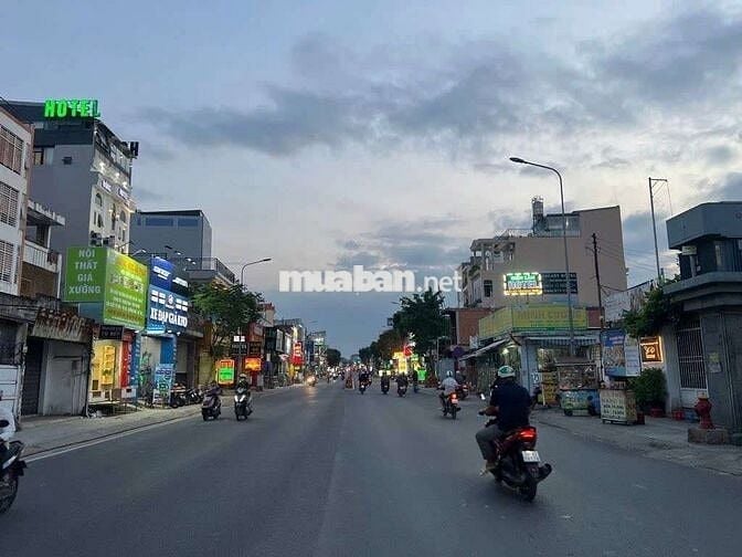 Chính chủ bán gấp Mt đường Nguyễn Oanh