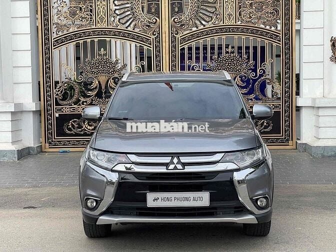 Mitsubishi Outlander 7 chỗ