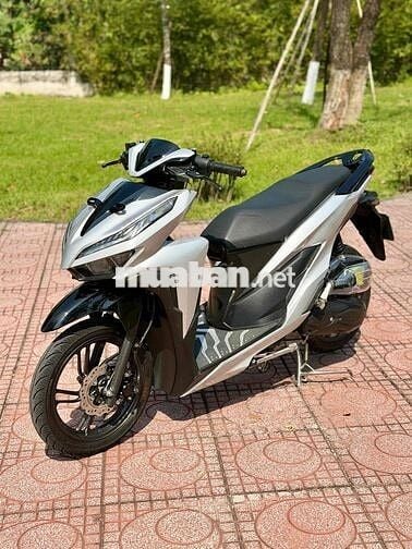 Vario 150 Bs 94 dk 2021 màu bạc poscher đẹp keng