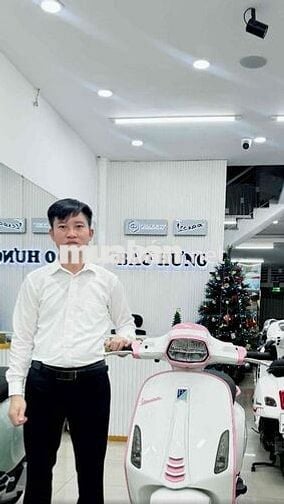 Vespa Sprint S125 Trắng hồng 1 chủ T8/2024