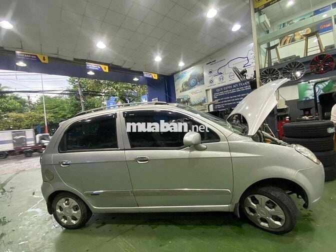 Chevrolet Spark 2010 Bạc