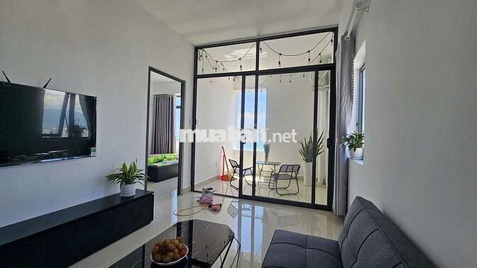 AH Cho thuê căn góc 01 tầng cao view biển full nội thất toà Napoleon