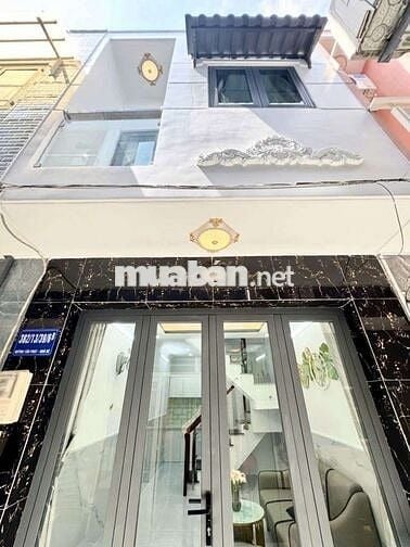 Cần bán nhà đang ở đoạn đường Huỳnh Tấn Phát gần Phú Mỹ Hưng quận 7