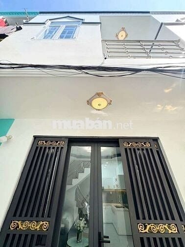 Cần bán nhà chính chủ đang ở tiện ích xung quanh gần chợ