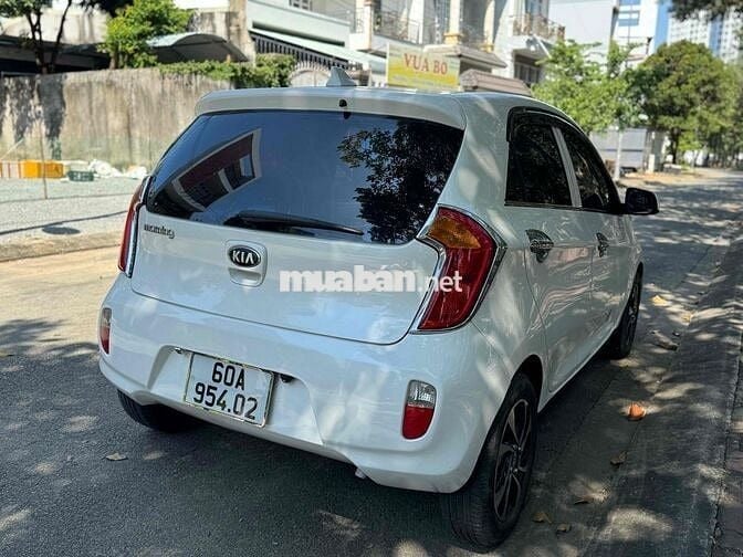 Kia Morning 2014 MT Trắng Ngọc Trinh