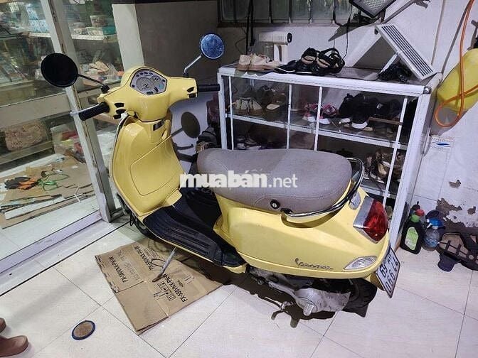 Nhà hết chổ để, bán Vespa lx125 còn thương lượng.