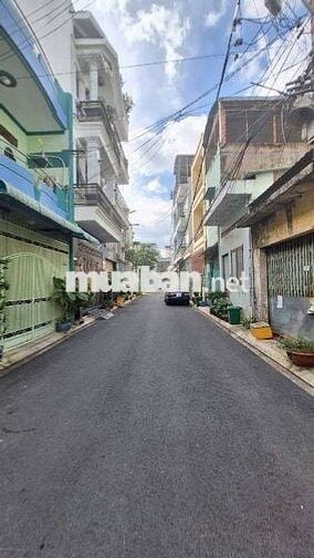 HẺM 8M XE HƠI NGỦ TRONG NHÀ – NHỈNH 7TY