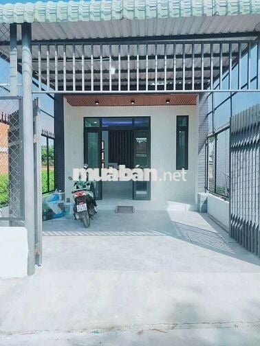Nhà P.Tân An, Thủ Dầu Một, DT: 4,5x26, thổ cư: 100, 3PN đường xe hơi