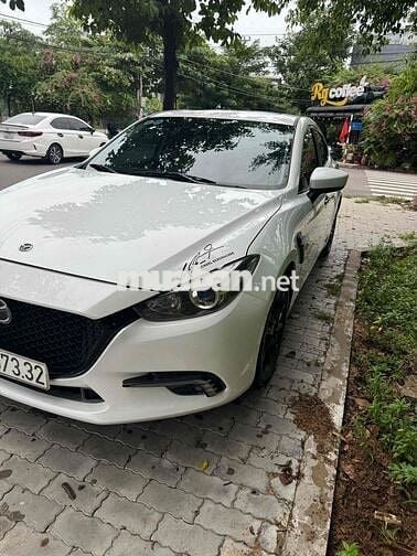 Mazda 3 2018 1.5 AT - 82000 km