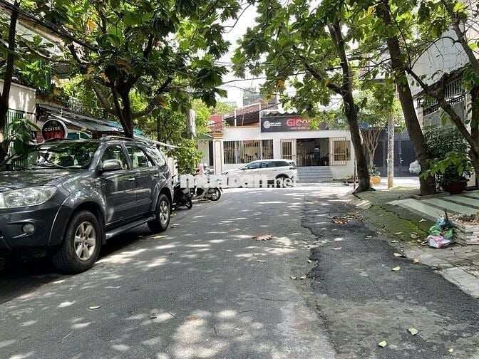 Cho thuê Villa Huỳnh Đình Hai. Bình Thạnh (9x10m) ở, làm quán CF , VP.