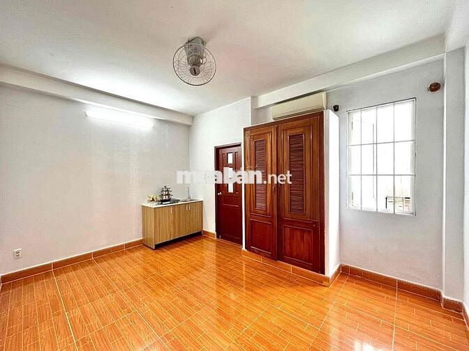 Phòng Thoáng Mát, Tiện Nghi Ngay Nhất Chi Mai