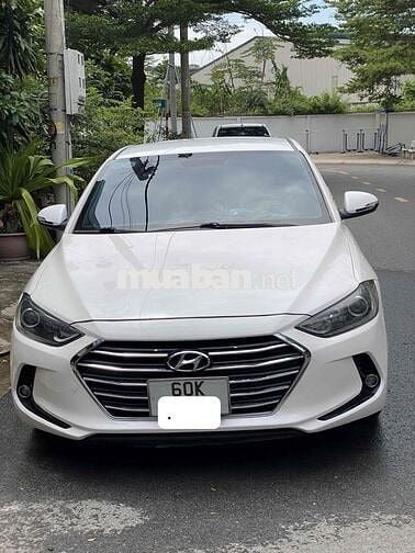 Hyundai Elantra 2016 1.6 MT - 120000 km