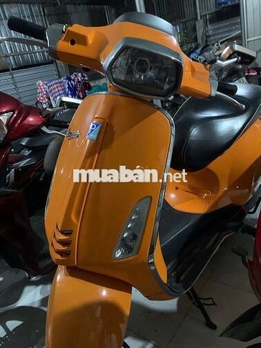 Vespa Sprint,piaggio,2017, màu cam