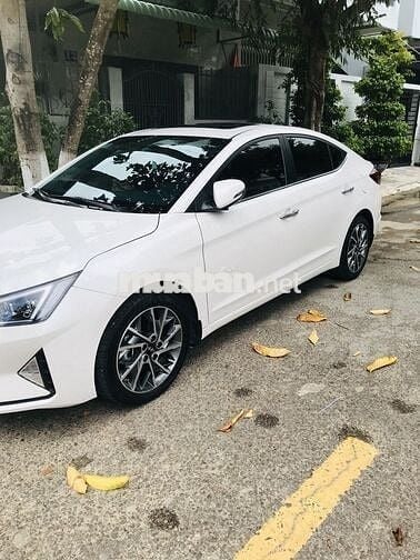 Hyundai Elantra 2021 2.0 AT - 83000 km