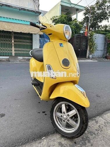 Piaggio Vespa LX Vàng Cổ điển
