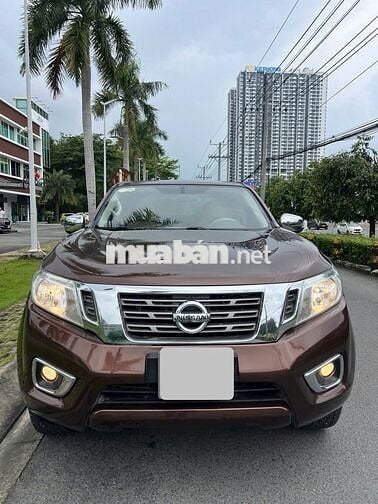 Nissan Navara 2016 Tự động Nâu